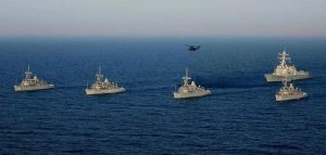 Bahrain MCMs with USS Mason